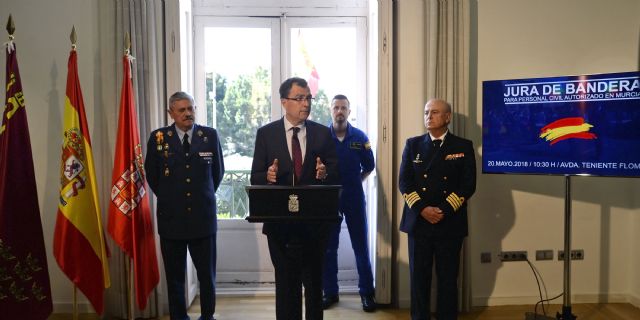 Respuesta masiva de los murcianos para demostrar su fidelidad a España en la Jura de Bandera de este domingo - 1, Foto 1