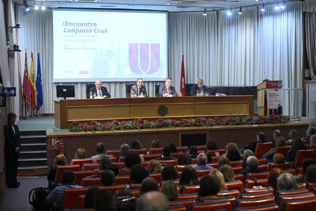 Las sectoriales de la CRUE- Asuntos Estudiantiles y Secretarías Generales inician las jornadas conjuntas en la UMU para debatir sobre los cambios de la LOSU y la regulación de las prácticas - 1, Foto 1