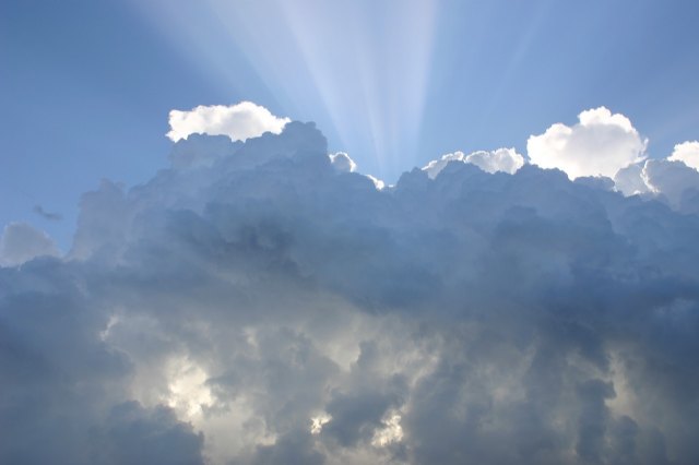 Empresas más resilientes y flexibles, gracias a la nube híbrida - 1, Foto 1