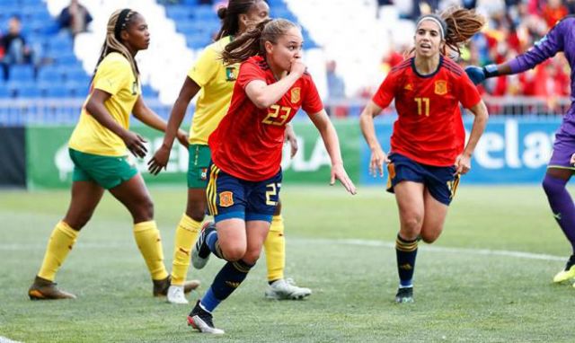 La campeona del mundo Irene Guerrero ya tiene un centro deportivo con su nombre en Sevilla - 1, Foto 1