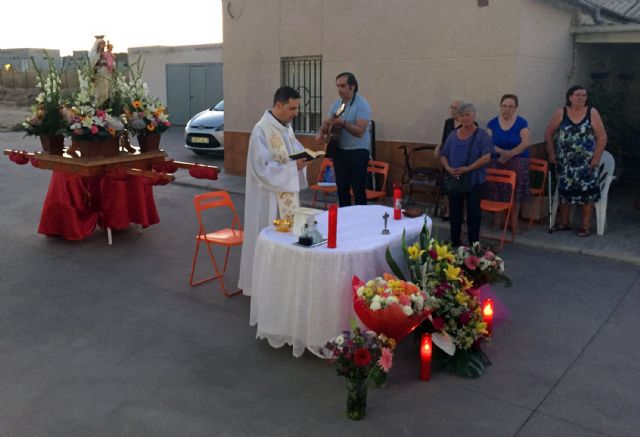 La Virgen del Carmen vivió los festejos de su barrio torreño - 4, Foto 4