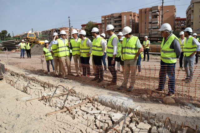 Marcos Ortuño: Constatamos la paralización de las obras del AVE por una decisión caprichosa del PSOE - 2, Foto 2