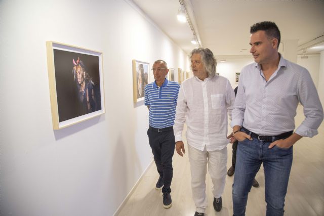 Bajo el signo de la luna es la exposición con la que el reconocido fotógrafo portugués Valter Vinagre vista estos días Cartagena - 1, Foto 1