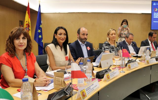 La Región reclama al Estado una mayor participación de las comunidades en el diseño de los planes de recuperación - 1, Foto 1