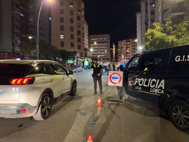La Policía Local de Lorca despliega un amplio dispositivo especial de seguridad con motivo de la final de la Copa Mundial de la FIFA La Policía Local de Lorca despliega un amplio dispositivo especial de seguridad con motivo de la final de la Copa Mundial de la FIFA