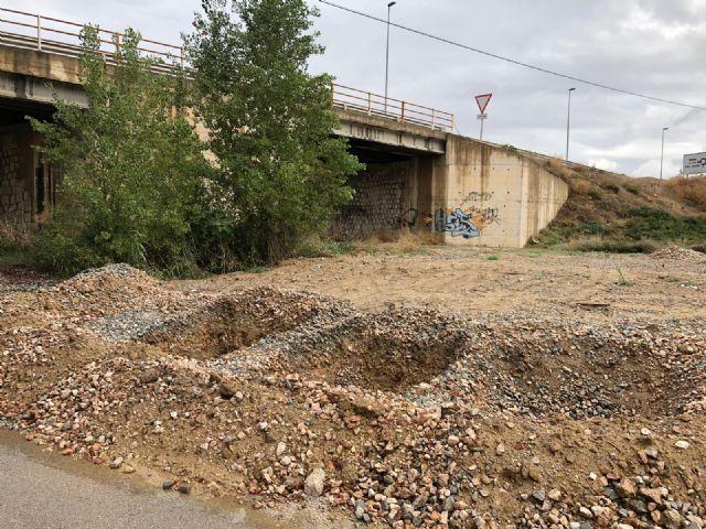 El PSOE reclama que el corredor verde de la antigua vía del tren, desarrollado a propuesta suya, se amplíe hasta Zeneta - 2, Foto 2