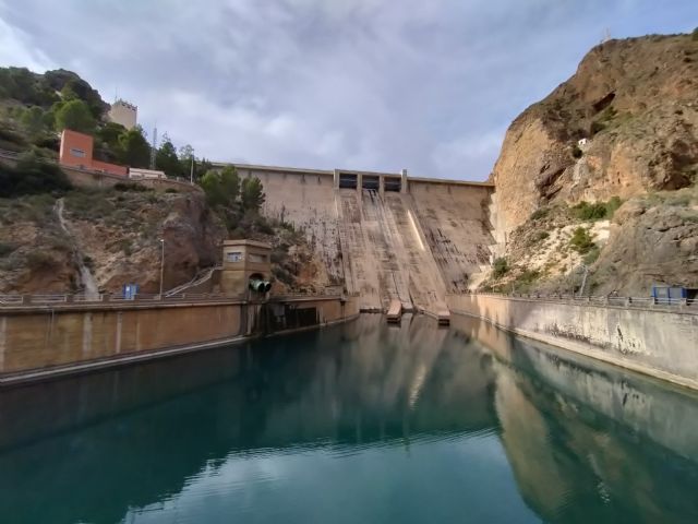 La CHS publica el contrato para la adecuación del desagüe de la presa de Cenajo - 1, Foto 1