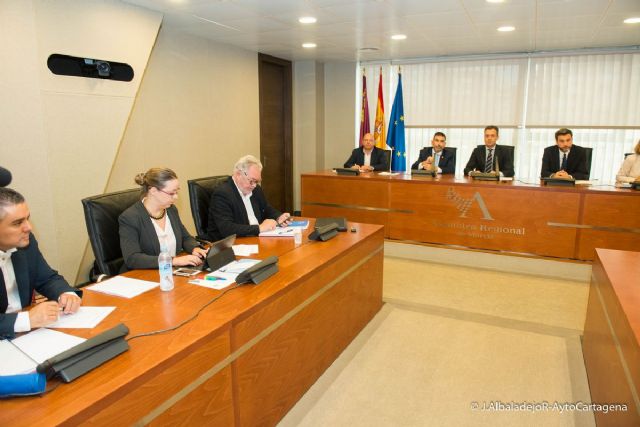 El alcalde expone en la Comisión de Empleo de la Asamblea Regional medidas para ayudar a los emprendedores y favorecer la formación - 3, Foto 3