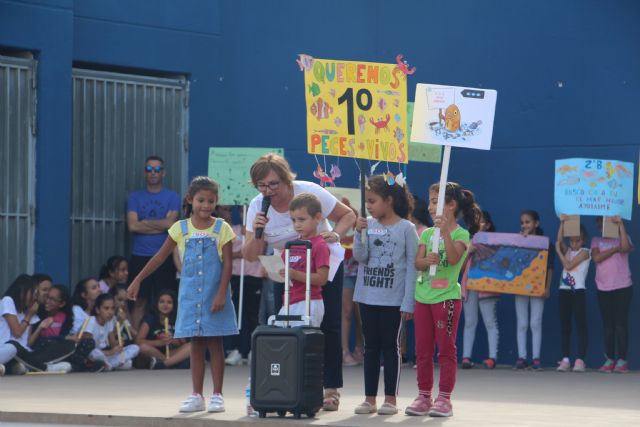 Los alumnos del colegio Nuestra Señora del Carmen realizan una marcha por el Mar Menor - 3, Foto 3