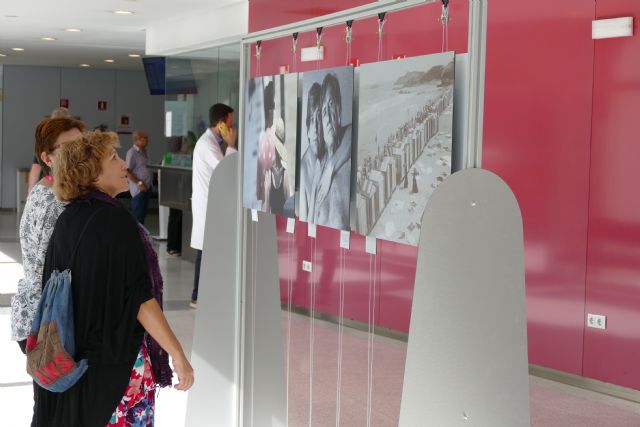 El hospital Reina Sofía acoge una exposición fotográfica sobre los efectos del sol en la piel - 2, Foto 2