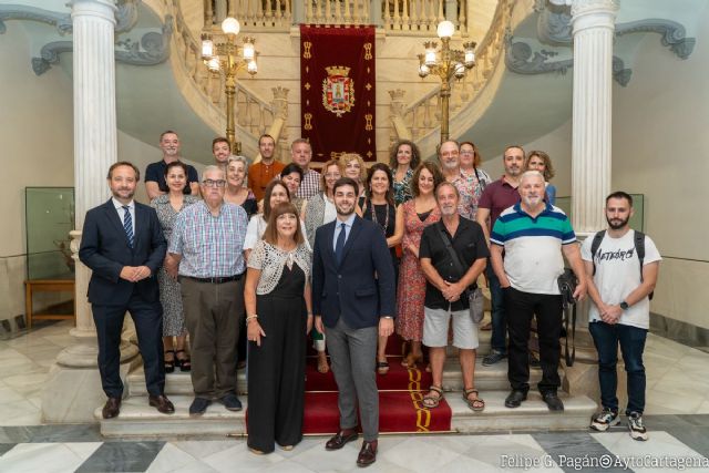 Manuel Jabois, Ángeles Caso, Javier Moro, Almudena Cid, Emilia Landaluce y Rosa Belmonte, en la Feria del Libro de Cartagena - 1, Foto 1