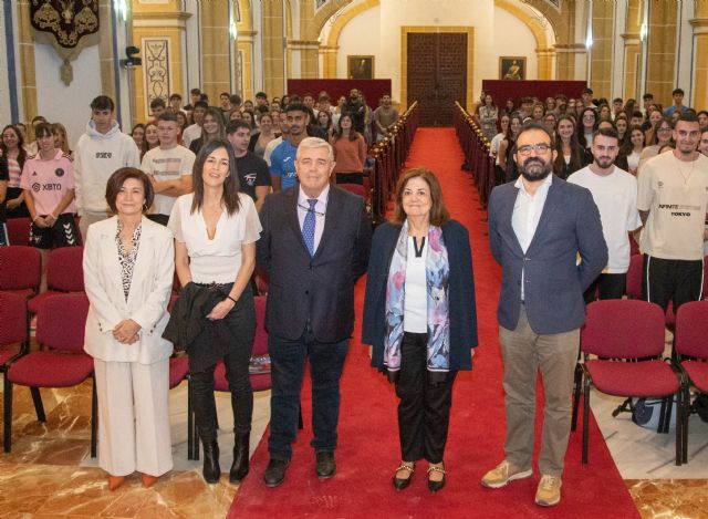 Promover los hábitos saludables entre los universitarios, clave de la Jornada 'Preven-t' celebrada en la UCAM - 1, Foto 1