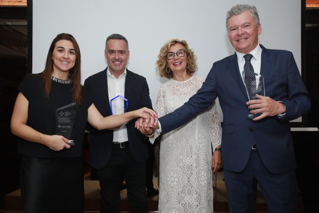 Laboratorios Ozoaqua gana el Premio de Apoyo al Modelo Farmacéutico otorgado por FEFE - 2, Foto 2