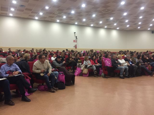 Cerca de 200 docentes participan en las II Jornadas 'Escuela y barrio' para favorecer la educación inclusiva - 2, Foto 2