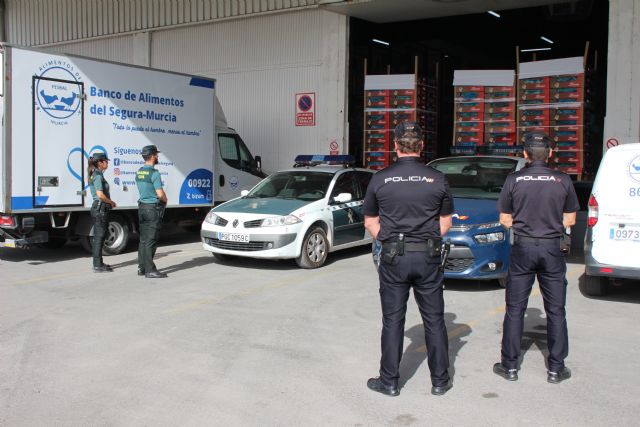 Desarticulada una organización criminal dedicada al tráfico internacional de sustancias estupefacientes - 5, Foto 5