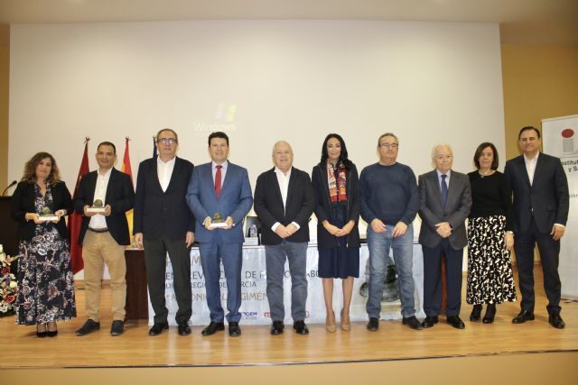 Proyecto Hombre, Soltec y Fomento y Desarrollo Agrícola reciben los premios de prevención 'Antonio Ruiz Giménez' - 1, Foto 1