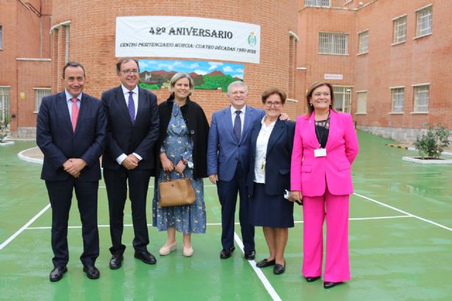 El Centro Penitenciario Murcia I celebra el 42 aniversario con el 90% de los internos inscritos en programas de tratamiento - 3, Foto 3