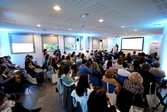 Provivienda y HOGAR SÍ presentan las llaves para el cambio de la atención al sinhogarismo en Murcia - 1, Foto 1