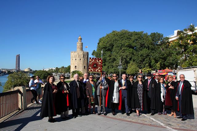 Tradición y elegancia en Sevilla: celebración anual de San Martín por los capistas hispalenses - 3, Foto 3