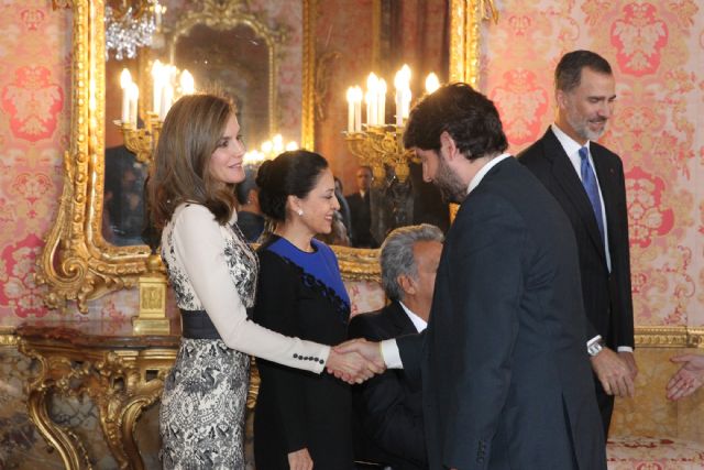 López Miras asiste al almuerzo ofrecido por los Reyes con motivo de la visita del presidente de Ecuador - 2, Foto 2