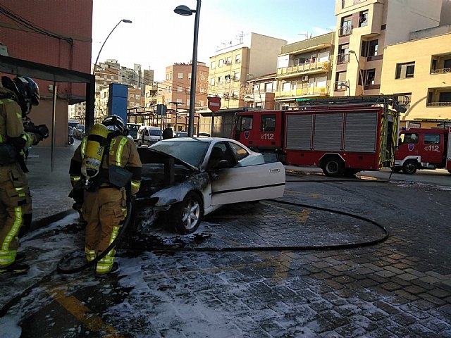 Incendio de un vehículo en Cieza			 - 1, Foto 1