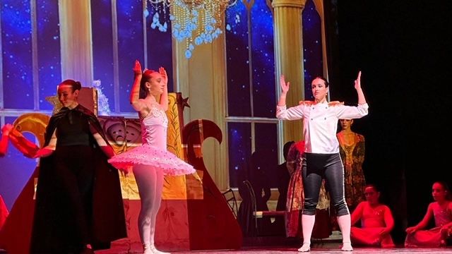 La magia de la Navidad se sube al escenario del CAES con la Escuela de Danza de Torre Pacheco - 5, Foto 5