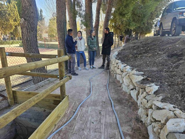 El Ayuntamiento de Caravaca acondiciona un nuevo tramo del sendero peatonal 'Anillo Verde' - 1, Foto 1