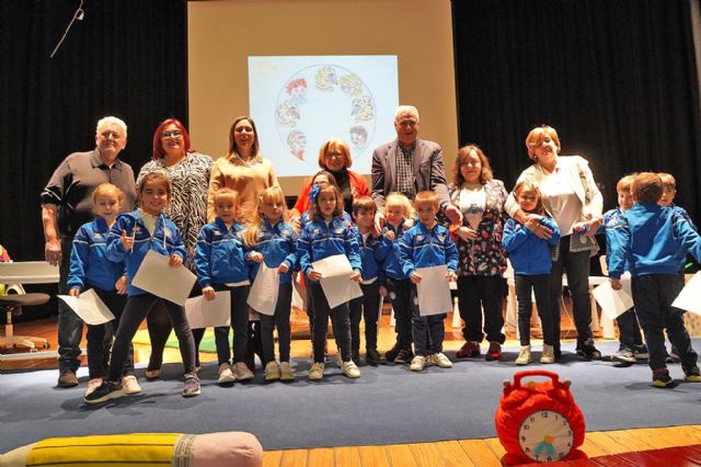 Purpurina no camina, llenó el Teatro de Almodóvar del Campo de ilusión infantil gracias a Aurora Rey Aragón - 2, Foto 2