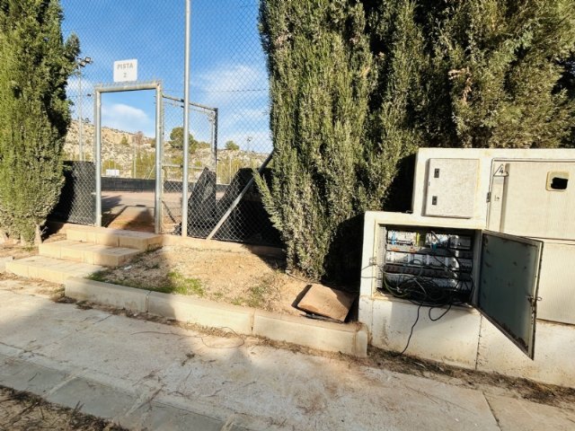 Esta semana finalizan las obras de reposición de suministro del cableado de la Ciudad Deportiva, que había sido sustraído, Foto 1