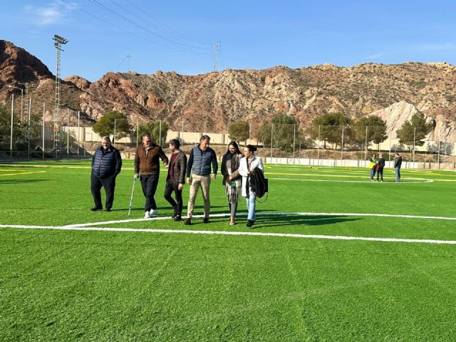 La rehabilitación del campo de fútbol Alfonso Embarre, en el barrio de San Cristóbal, en su recta final - 5, Foto 5