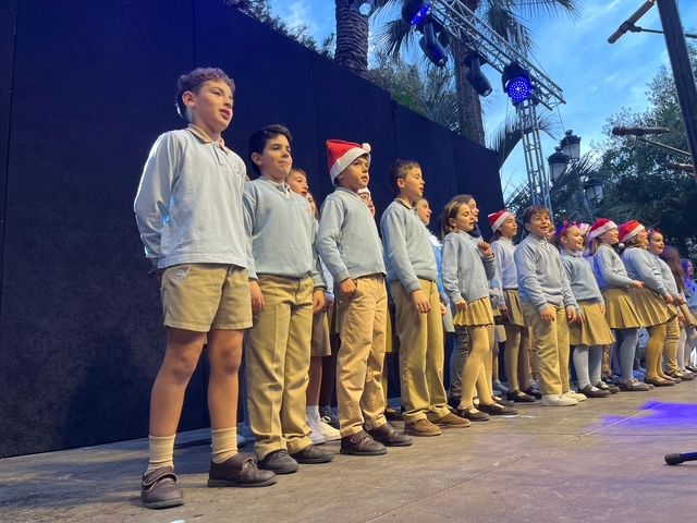 Los escolares aguileños ponen música a la Navidad - 1, Foto 1