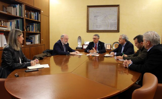 El presidente de la CHS mantiene un encuentro de trabajo con el presidente del Grupo Tragsa - 1, Foto 1