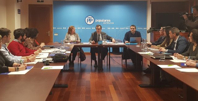 ´Con libertad, hacia el futuro´, lema del Congreso Extraordinario del PP de la Región de Murcia - 1, Foto 1