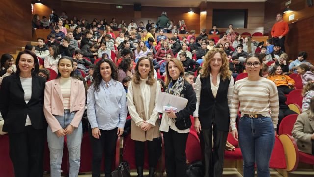 113 estudiantes participan en las jornadas 'mujeres del ámbito científico tecnológico de la Región de Murcia' organizadas por el Ayuntamiento de Murcia - 1, Foto 1