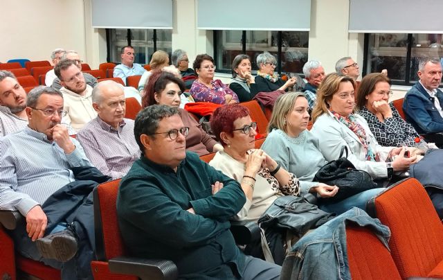 El PSOE avisa a la patronal: Las empresas tienen que subir salarios y pactar con los sindicatos - 3, Foto 3