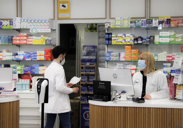 Las farmacias murcianas destinan 631,56 euros al mes en sueldos para hacer frente a la falta de medicamentos - 1, Foto 1