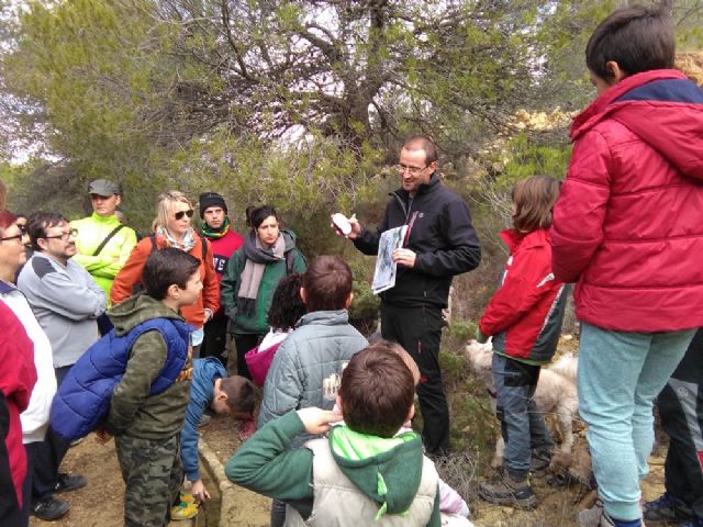 Más de un centenar de voluntarios participan en actividades de adecuación de puntos de agua para anfibios en la Sierra de la Pila - 1, Foto 1