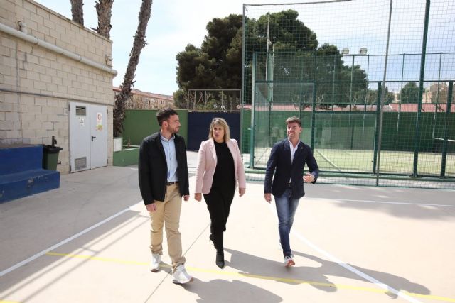 El Ayuntamiento reformará el exterior del Pabellón Central para construir tres pistas de tenis - 1, Foto 1