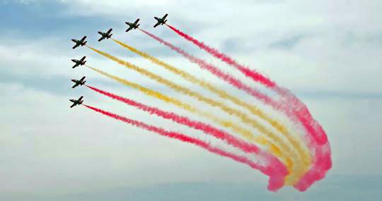 El Ejercito del Aire ha desvelado este lunes los ejercicios que llevará a cabo la Patrulla Águila en Sevilla - 5, Foto 5