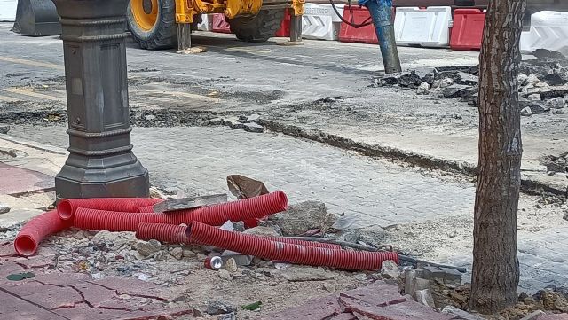 Huermur solicita a la consejería de Cultura que ordene conservar in situ el adoquinado histórico de la Plaza Camachos - 2, Foto 2