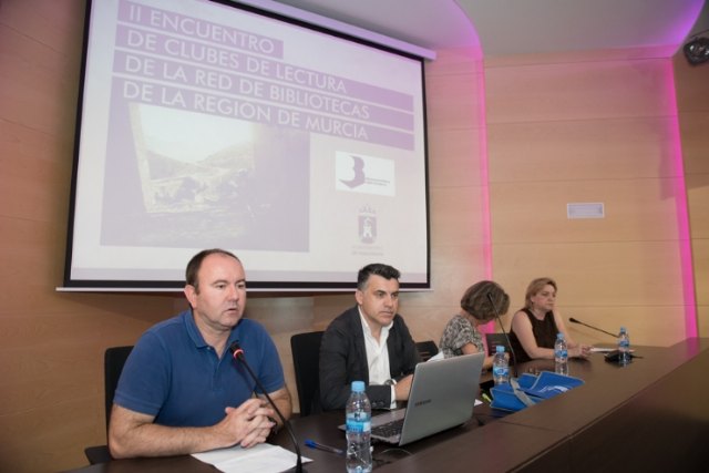 Representantes del Club de Lectura de Totana asisten al II Encuentro de Clubes de Lectura de la Región de Murcia - 1, Foto 1