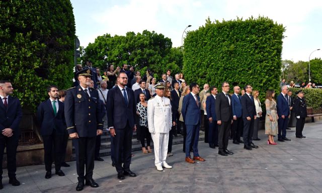 Ballesta: Es importante que los españoles tengamos conciencia de la importancia de las instituciones - 2, Foto 2