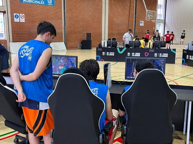 Madrid celebra la gran final del campeonato híbrido de baloncesto 3x3 Esports + Sports en la Plaza de Colón - 1, Foto 1