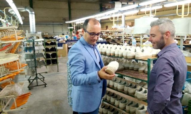 El número de empresas exportadoras del sector del calzado regional se incrementa un 34 por ciento en el último año - 1, Foto 1