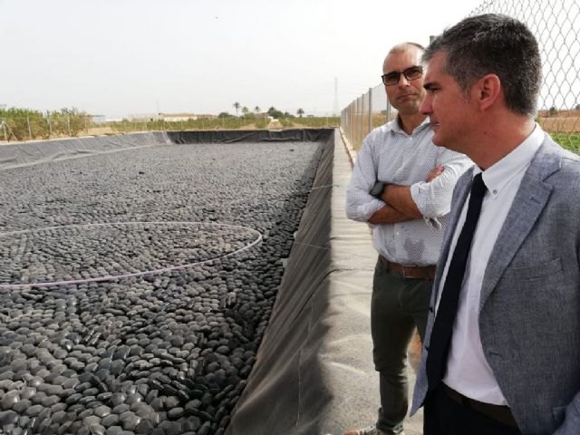 La cubrición de balsas de riego evitará la evaporación del 85 por ciento del agua almacenada - 1, Foto 1