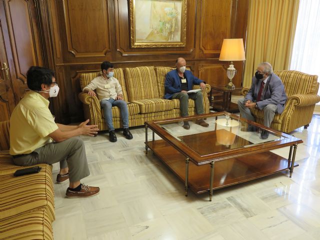 Representantes de entidades sociales piden en la Asamblea Regional una declaración conjunta contra el racismo - 1, Foto 1