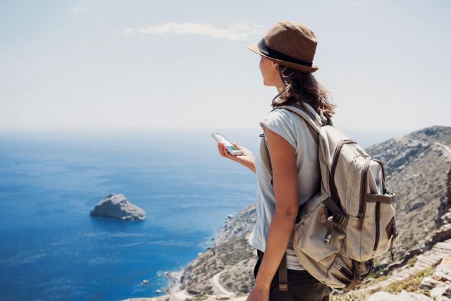 Los turistas en España gastan en comer, los españoles en el extranjero prefieren ir de compras - 1, Foto 1