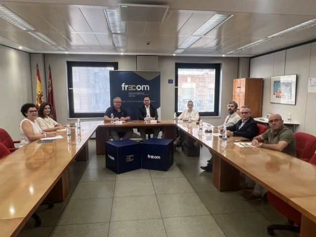 FRECOM reivindica un plan de empleo que facilite la incorporación de los jóvenes al sector de la construcción - 1, Foto 1