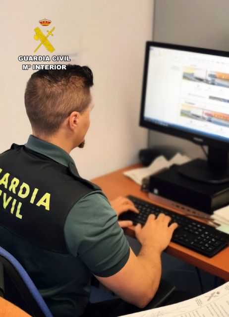 La Guardia Civil desarticula un grupo delictivo que estafaba con el método del hijo en apuros - 1, Foto 1