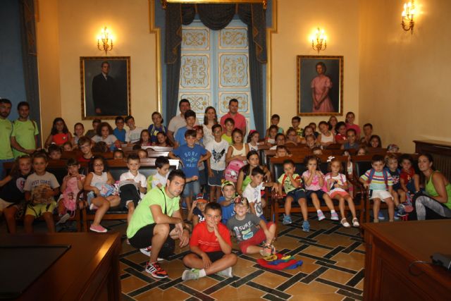 La Escuela de Verano de Mimos visita el Ayuntamiento - 5, Foto 5